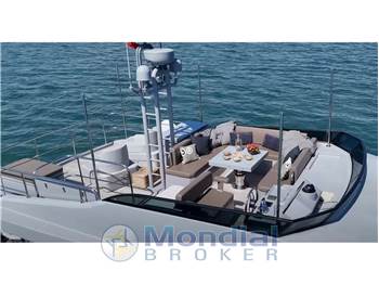 Sundeck 550 Charter