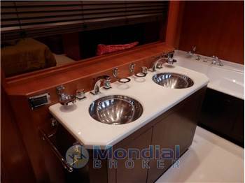 Cantiere Navale Arno Leopard 32 Charter