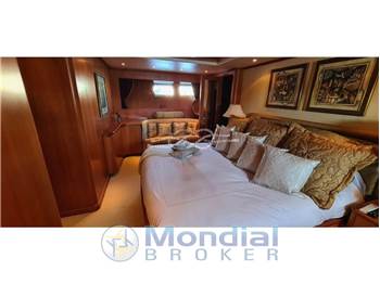 Cantieri di Pisa Akhir 110 LE CHARTER