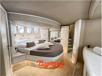Azimut 62 fly