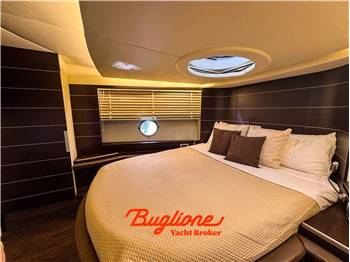 Azimut 68s
