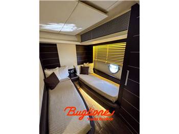 Azimut 68s