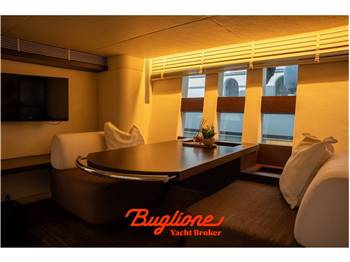 Azimut 68s