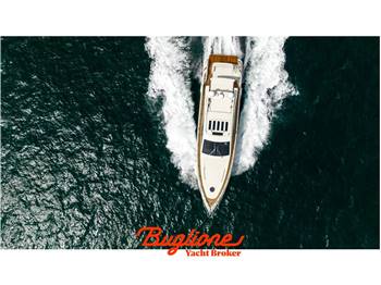 Azimut 68s