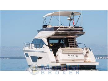 Ferretti Yachts 580
