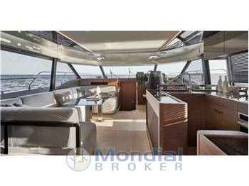 Prestige Yachts M48