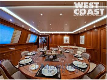 Perini Navi 52