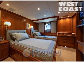 Perini Navi 52