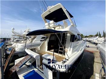 Uniesse Marine - 42 Fly