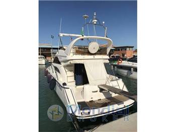 PRINCESS YACHTS - PRINCESS 38 FLY
