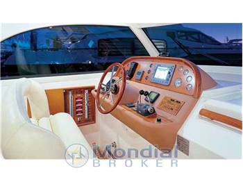 Mochi craft Dolphin 44'