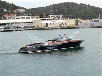 Riva - 33 Aquariva