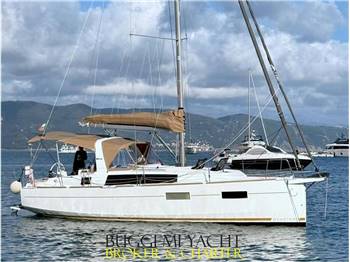 BENETEAU - OCEANIS 35
