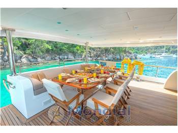 Custom Caicco di lusso 35 mt