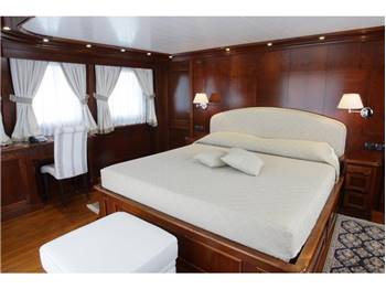Terranova Yachts T 115