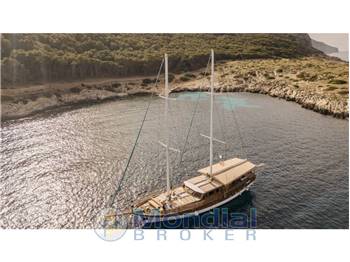 Custom Caicco 6 cabine