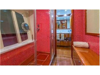 Ferretti Ferretti 88ft
