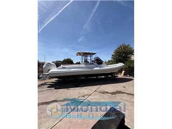 Ranieri International - Cayman 35 Excutive