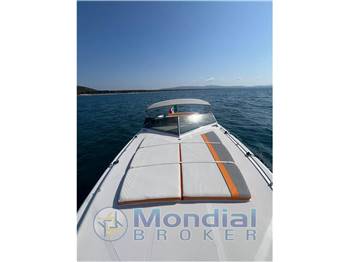 Tornado 38 CHARTER GIORNALIERO