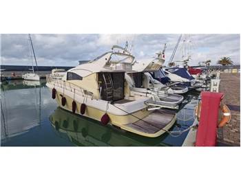 Cantieri Di Livorno - Space 36 Fly