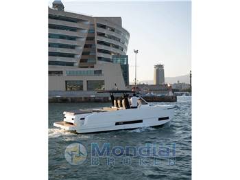 De Antonio Yachts - D32