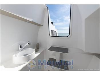 Neel Trimarans Neel 47
