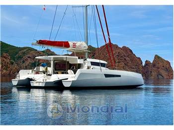 Neel Trimarans Neel 47
