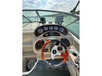 Noleggio Rent Sea Ray Sundancer 315 con patente sul Lago di Garda